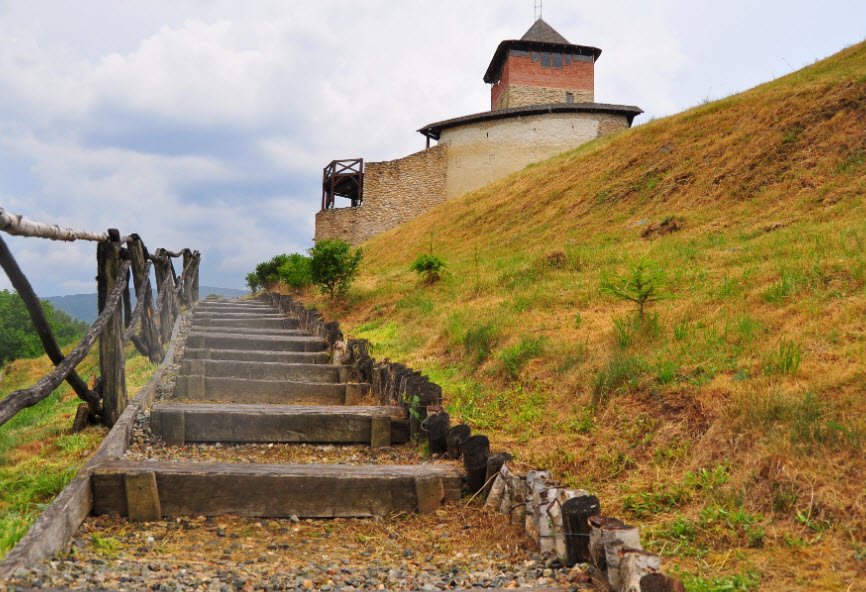 Cetatea Mălăieşti, Romania, Romania